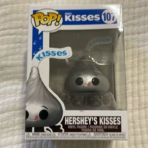 Jerseys kisses Funko pop 107